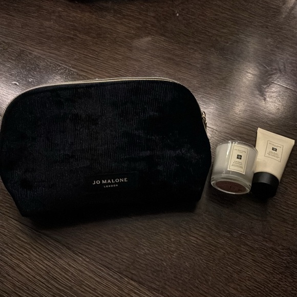 Jo Malone Gift Set (Lime, Basil & Mandarin) - Picture 3 of 7